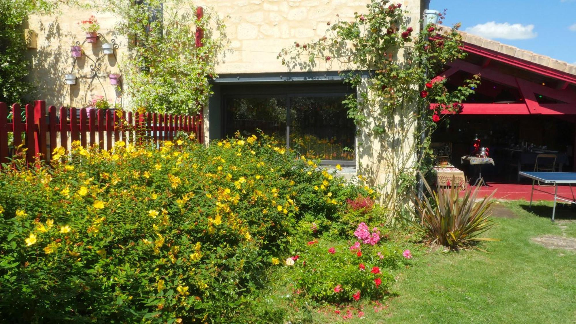 Les Jardins D'Ispahan Prignac-et-Marcamps Екстер'єр фото